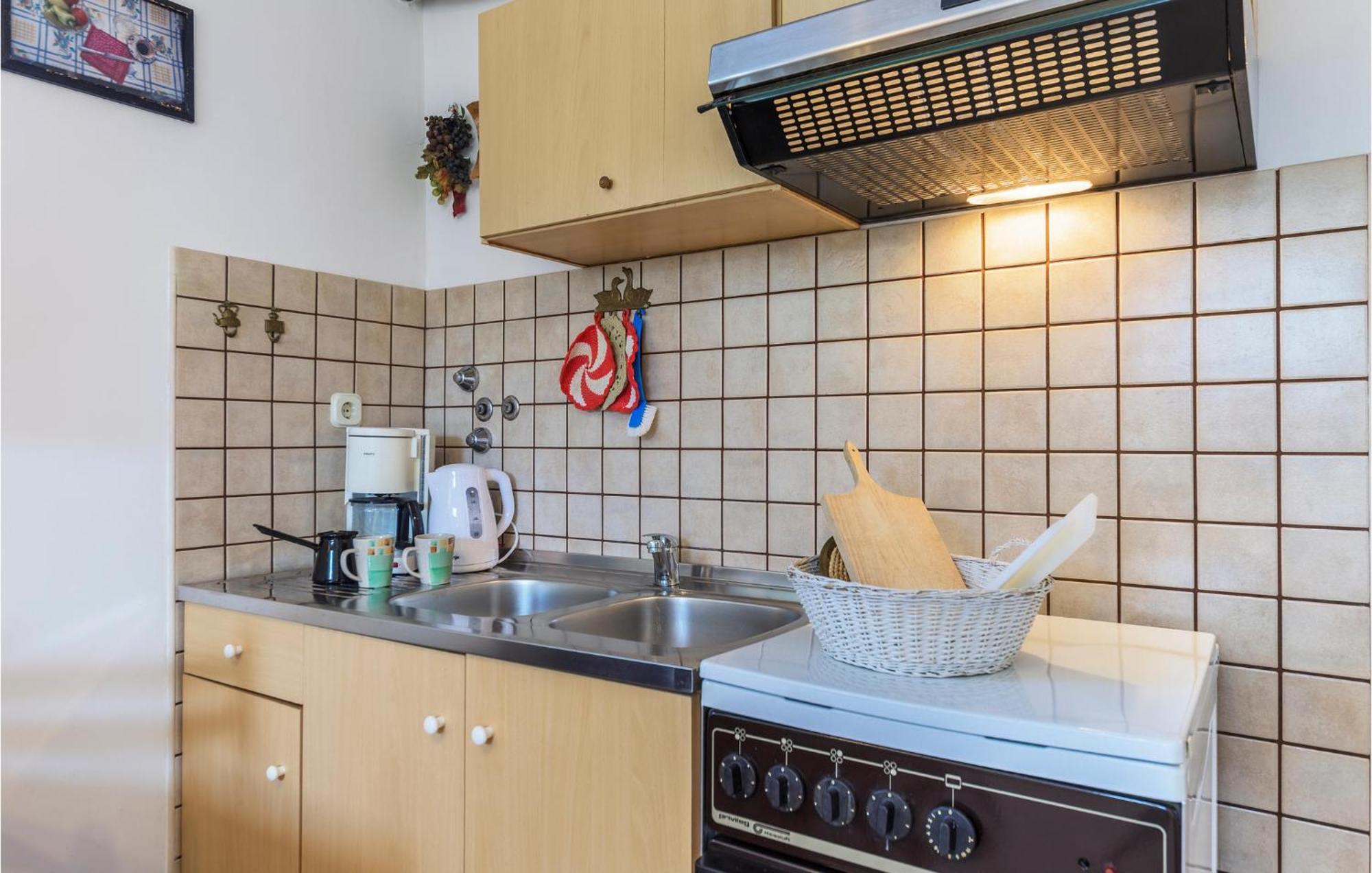 Gorgeous Apartment In Pula With Wifi Екстер'єр фото